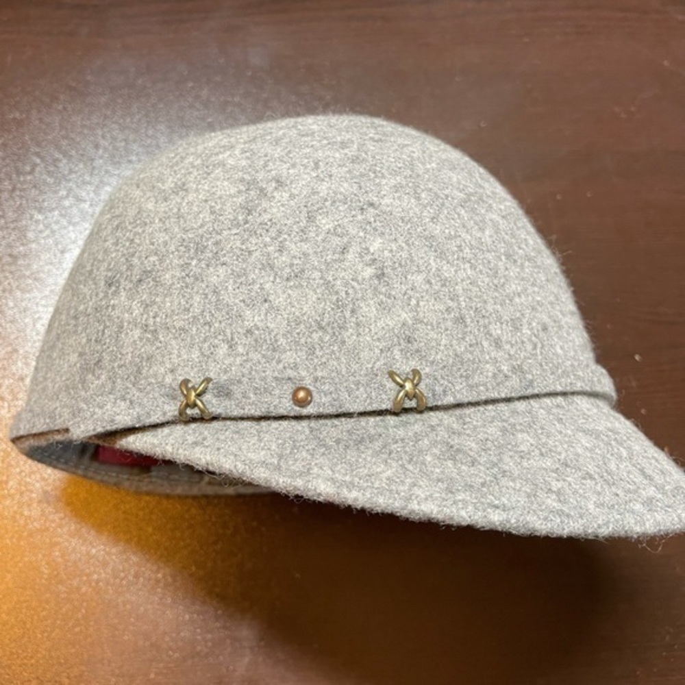 Raffaello Bettini Made in Italy 100% Wool Cap